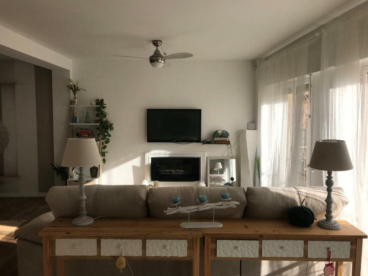 Nuevo y Moderno Apartamento Almería Exterior foto
